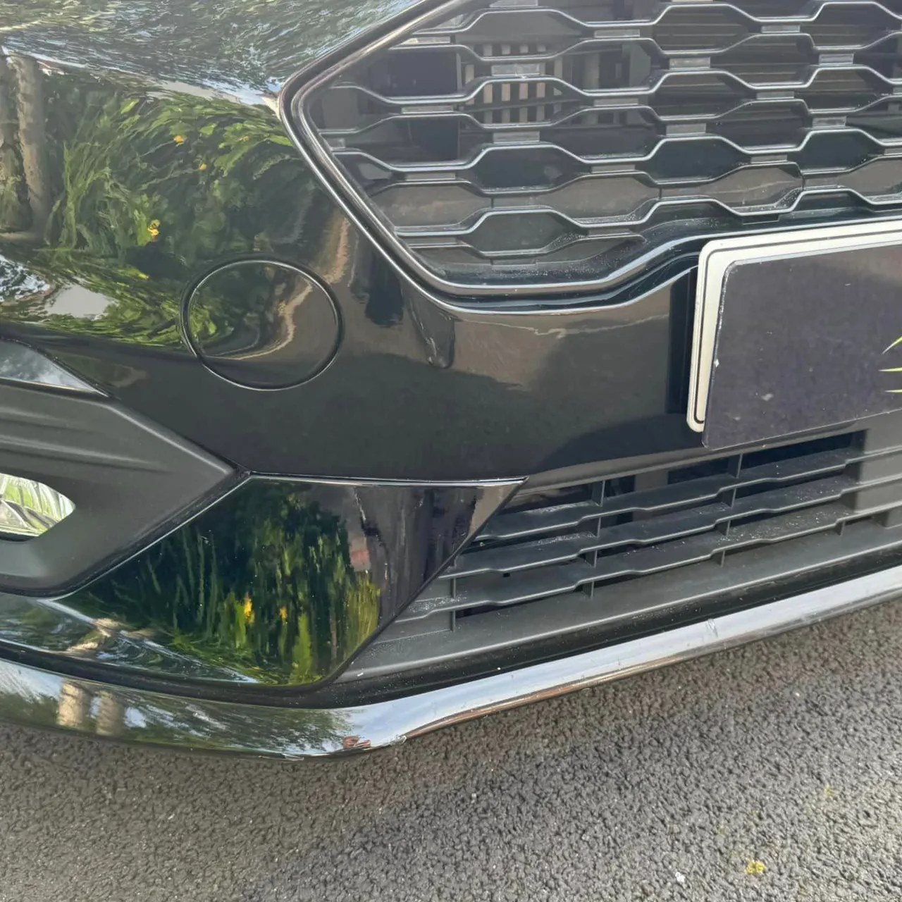 After - Cracked bumper 2